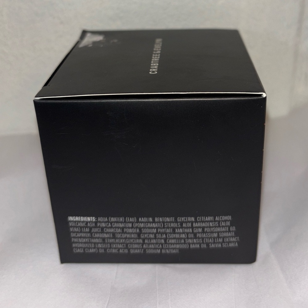 Crabtree & Evelyn Bali Volcanic Ash Face Mask - Picture 3 of 7